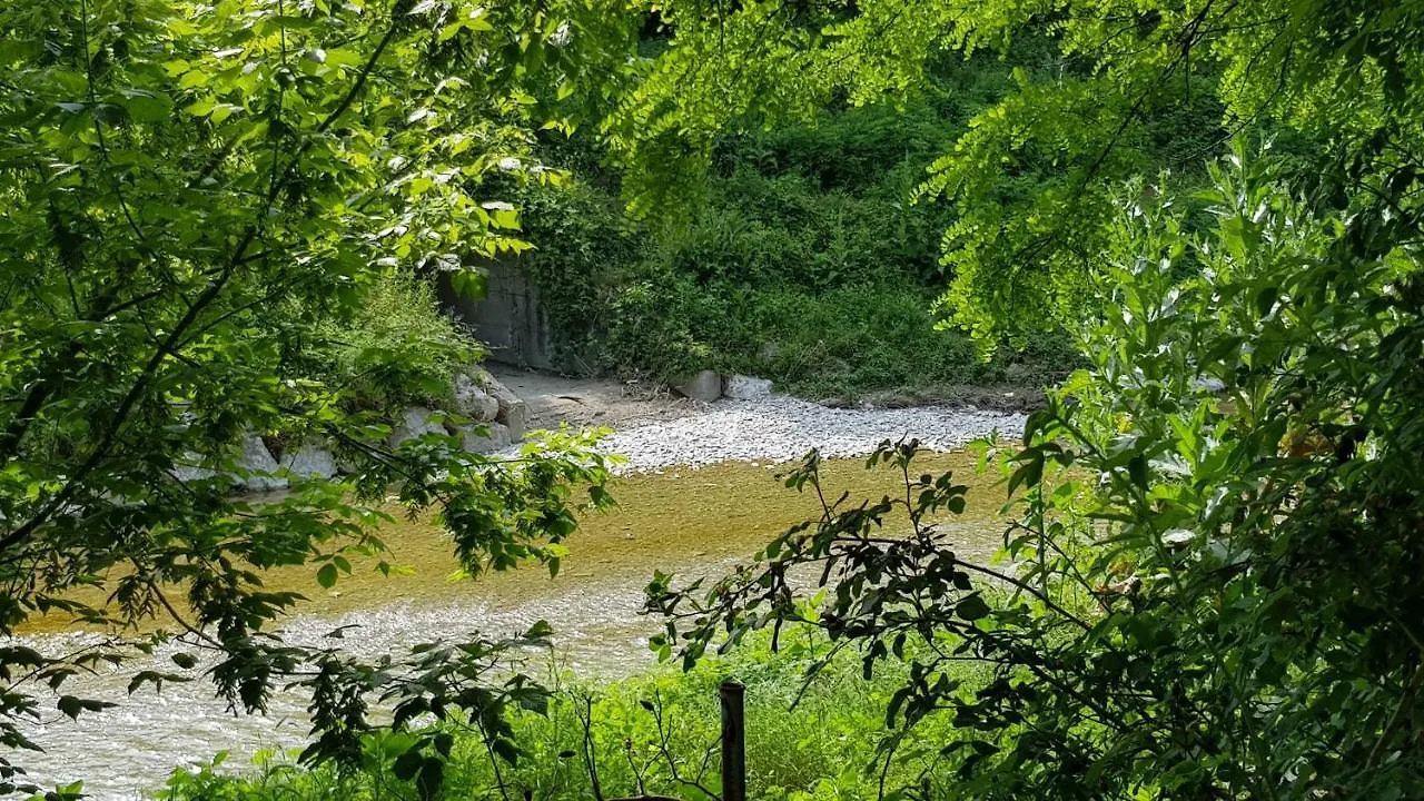Fare Bnb - Casetta Sul Fiume In Citta Reggio Emilia Daire